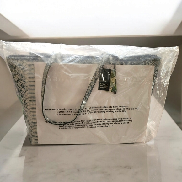 NWT Badgley Mischka Tote with Snake Print - Picture 6 of 11